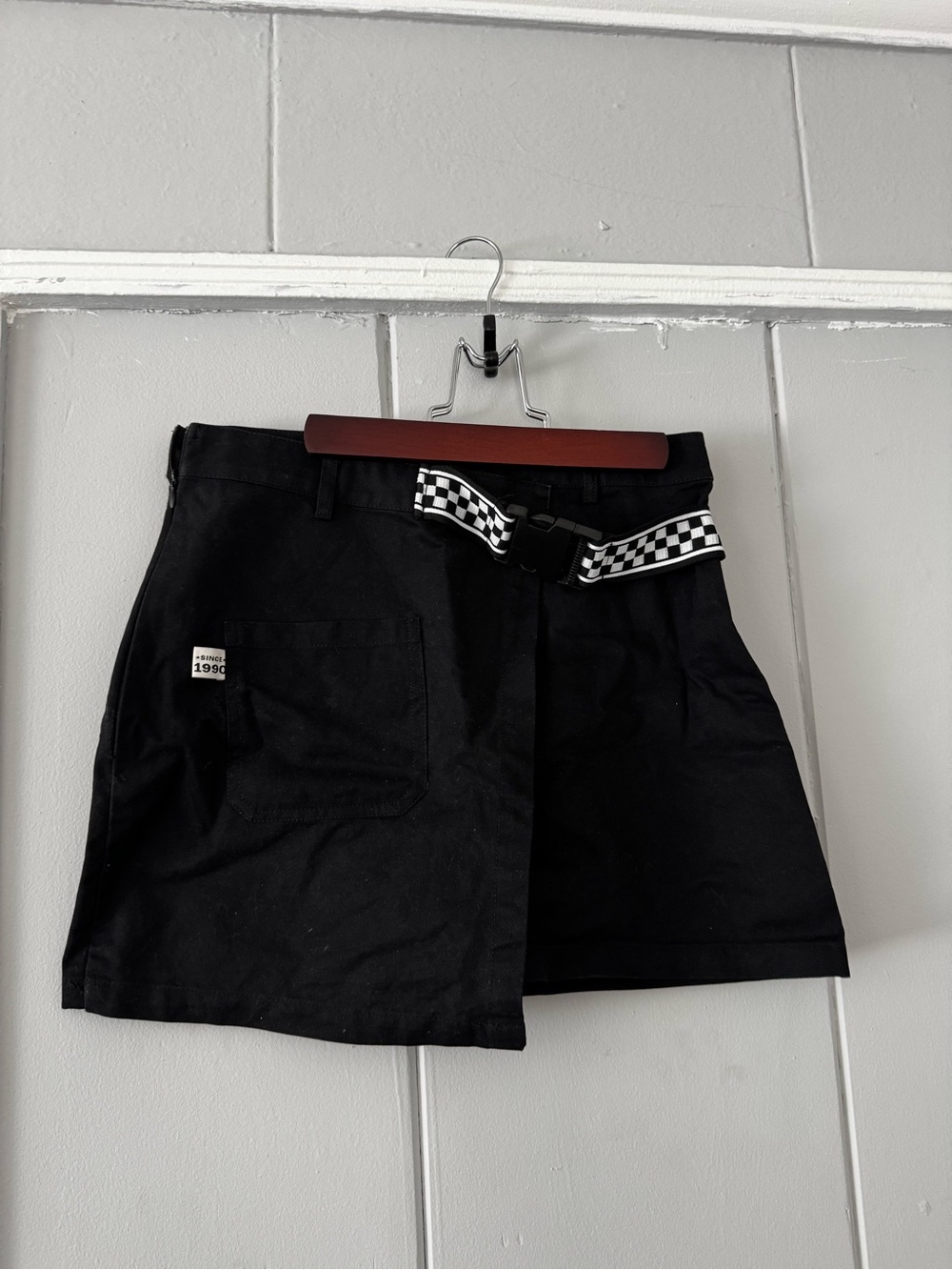 Leapus Checkered Pattern Women’s Skirt Size Medium